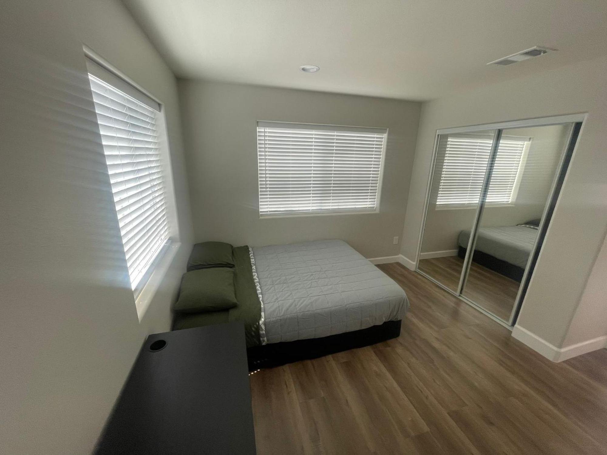 House Downtown Oc Santa Ana旅舍 外观 照片